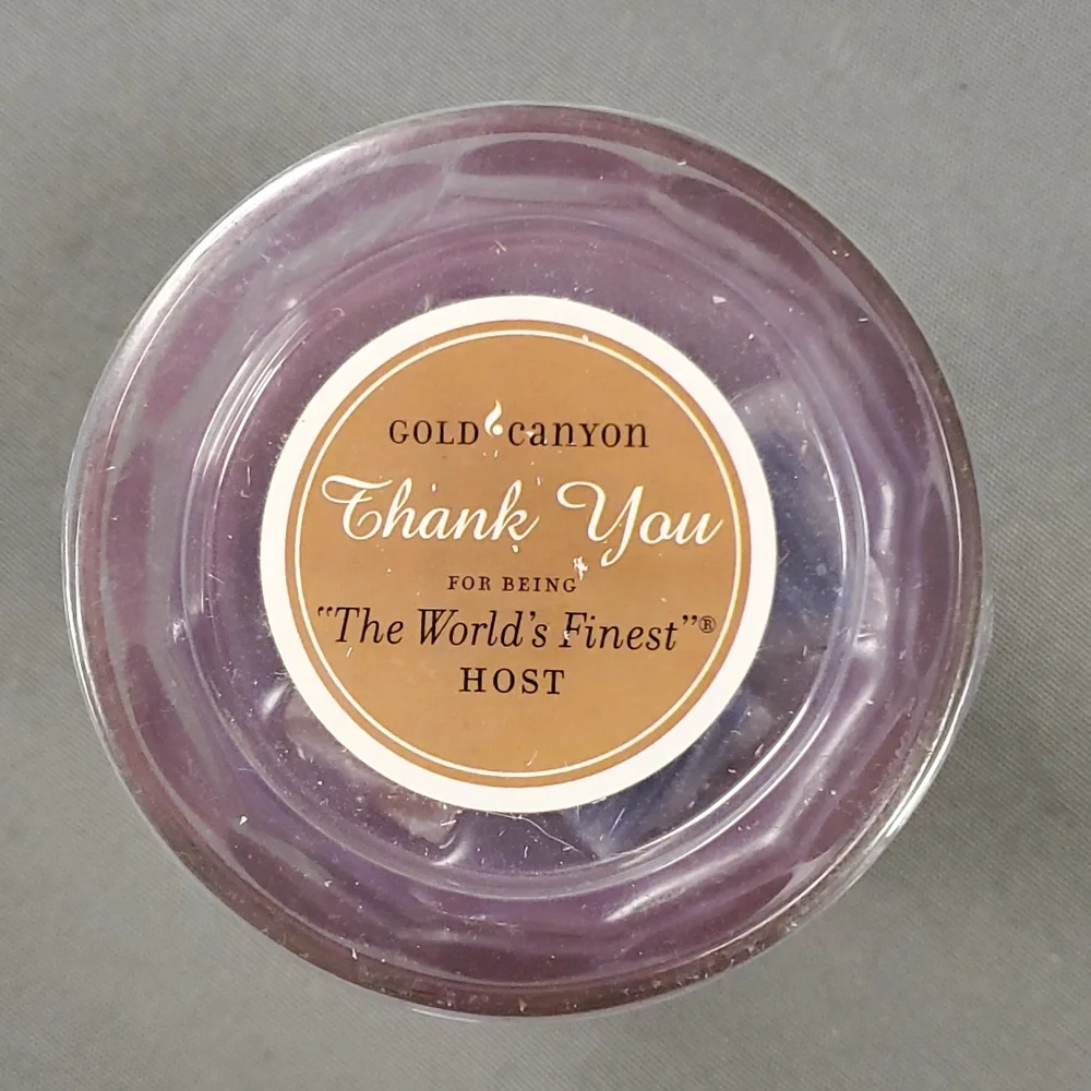 GOOD 'N PLENTY ‎ 10 oz two wick Gold Canyon candle